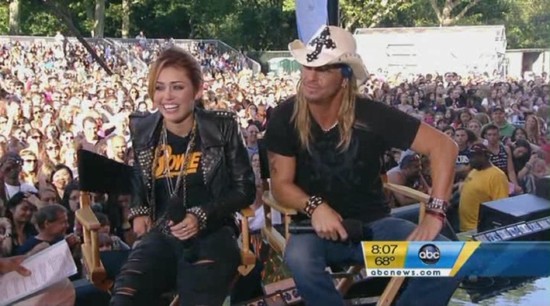 miley-cyrus-gma-18june10-interview(004884)23-07-06_orange_422.jpg